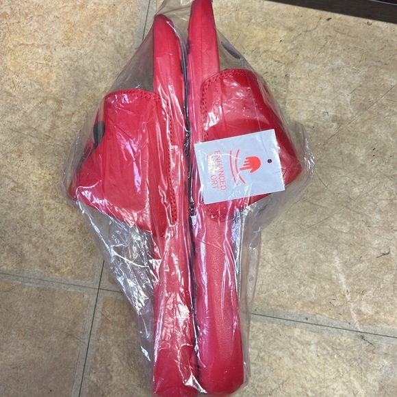 Men Slides - Picture 2 of 2